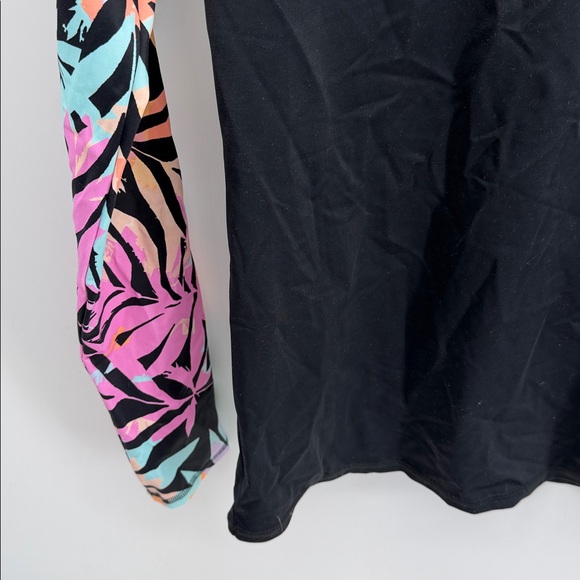 Roxy botanical palm leaf print crewneck stretch beach swim rashguard top sz L - Picture 5 of 8